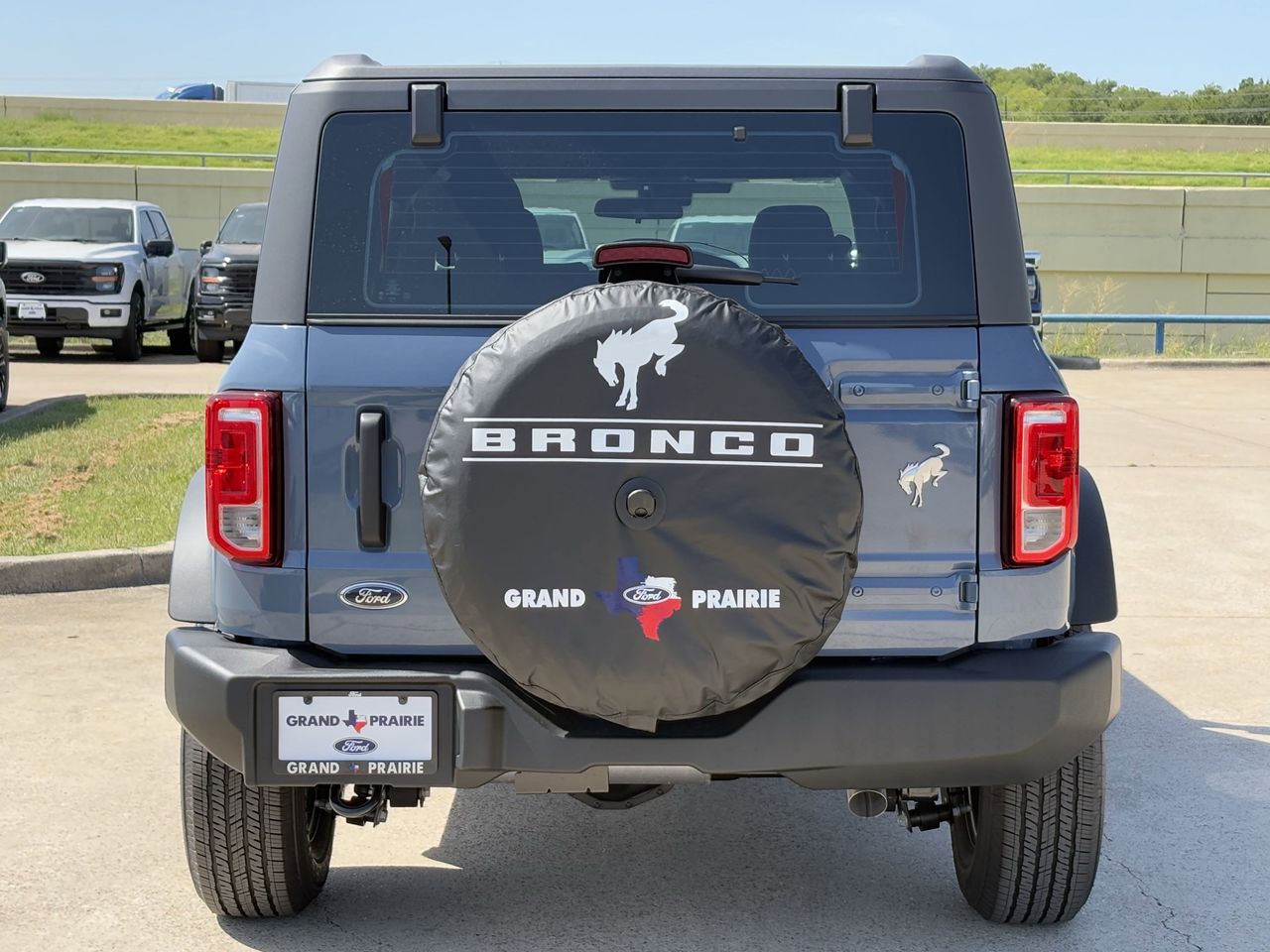 2025 Ford Bronco 4-Door Base - Photo 6