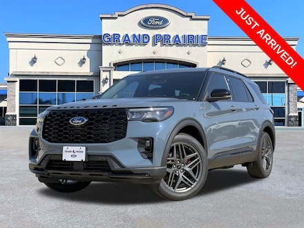 2025 Ford Explorer ST-Line SUV