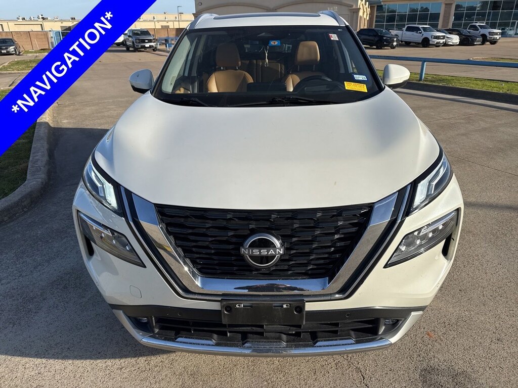 Used 2022 Nissan