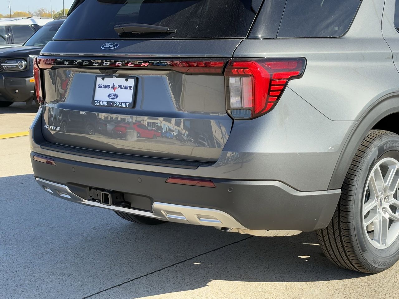 2026 Ford Explorer Active - Photo 7