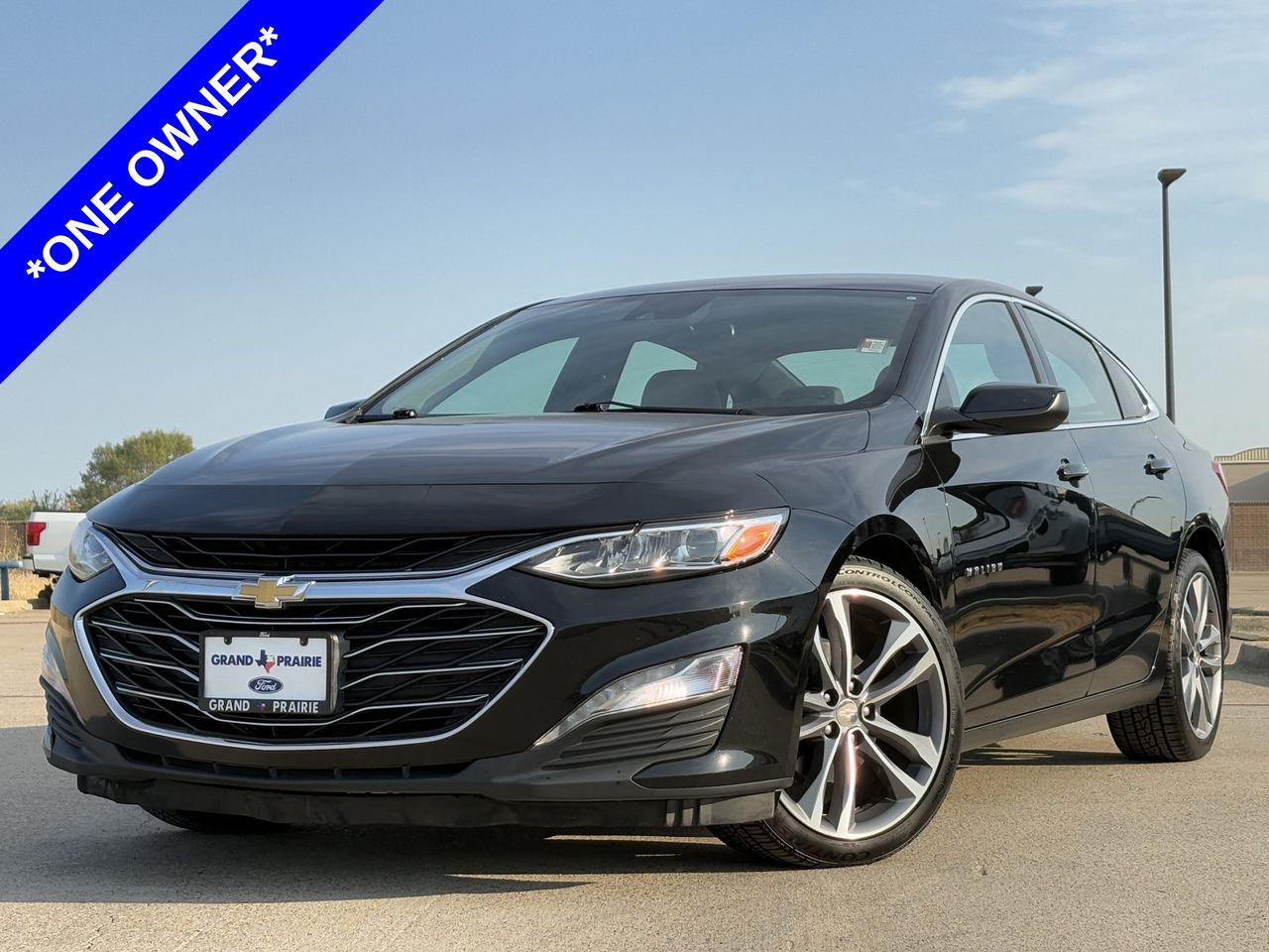  2023 Chevrolet Malibu LT with 2LT FWD   