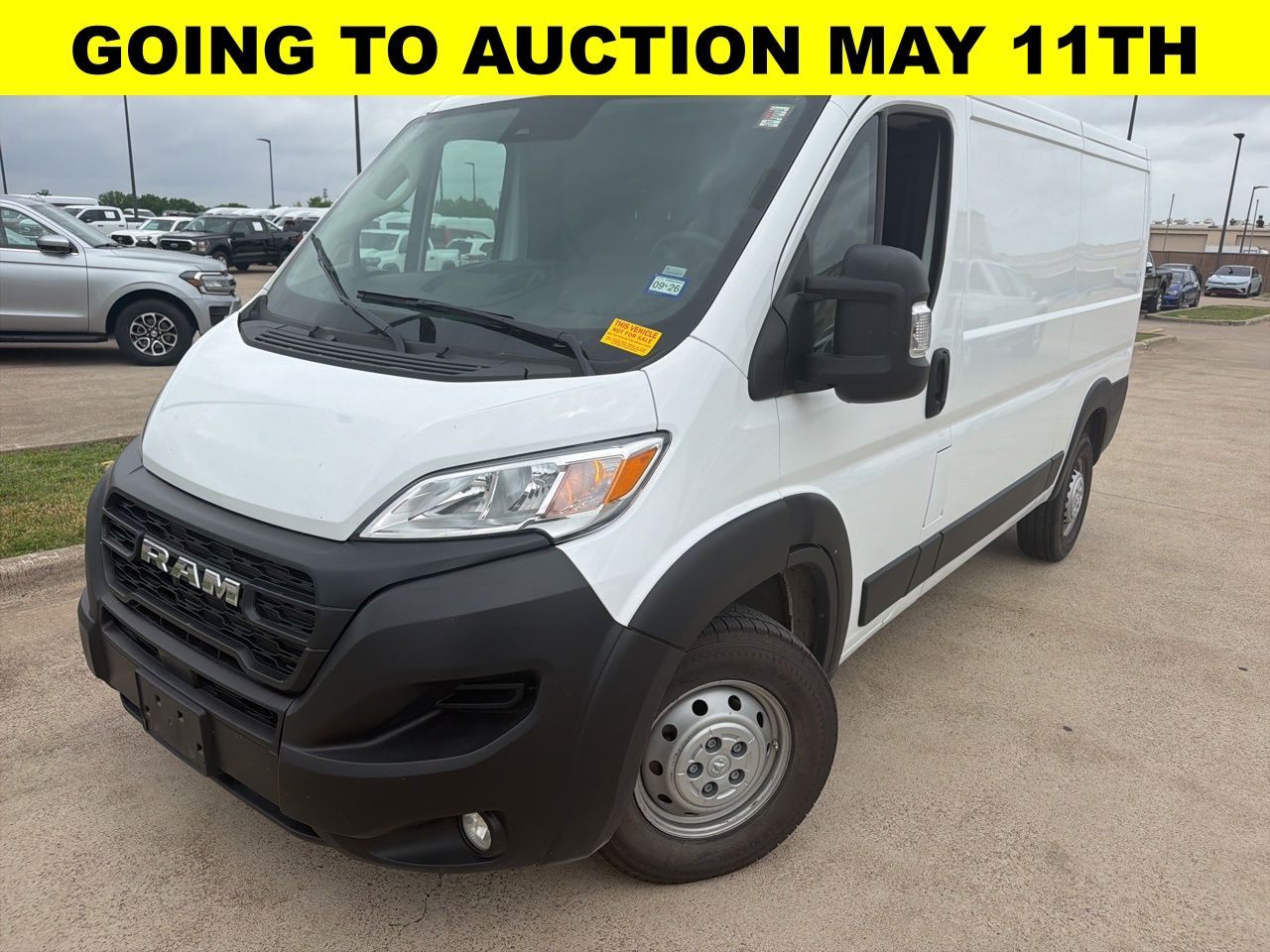 Bright White 2025 RAM ProMaster 2500 Tradesman 136 Low Roof Cargo Van FWD Van Front-Wheel Drive 9-Speed Automatic