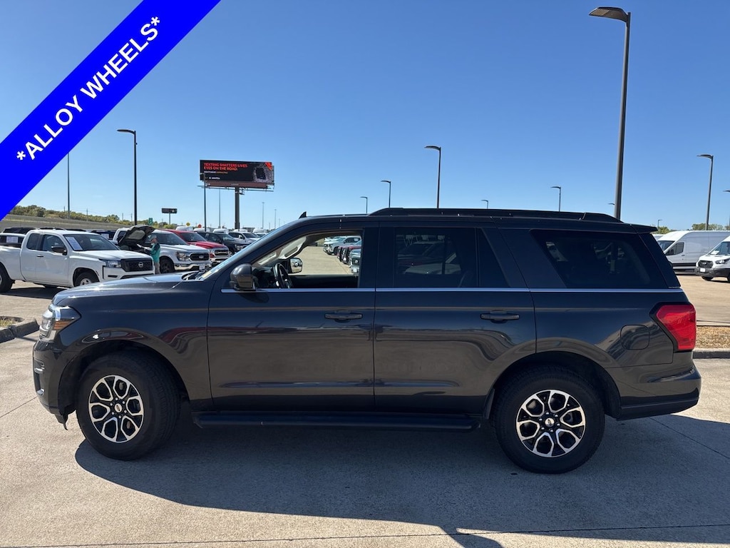 Used 2024 Ford Expedition XLT SUV