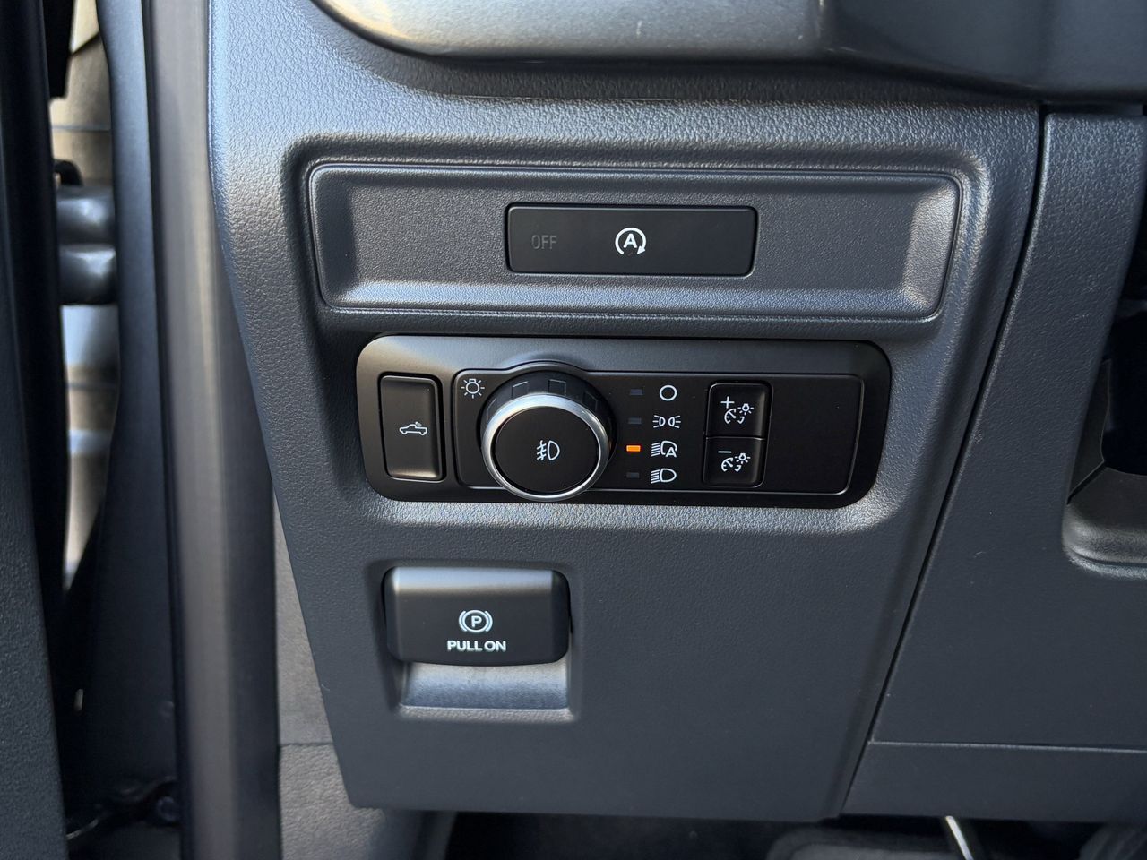 2025 Ford F-150 STX - Photo 22