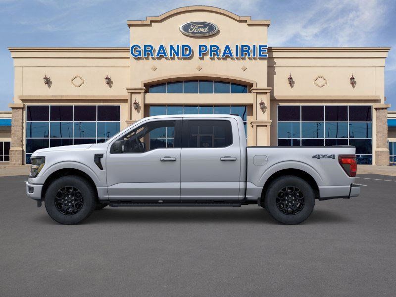 2025 Ford F-150 XLT photo 3