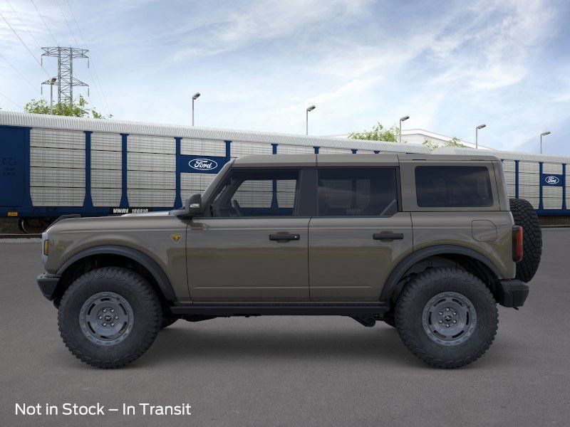 2025 Ford Bronco Badlands photo 3