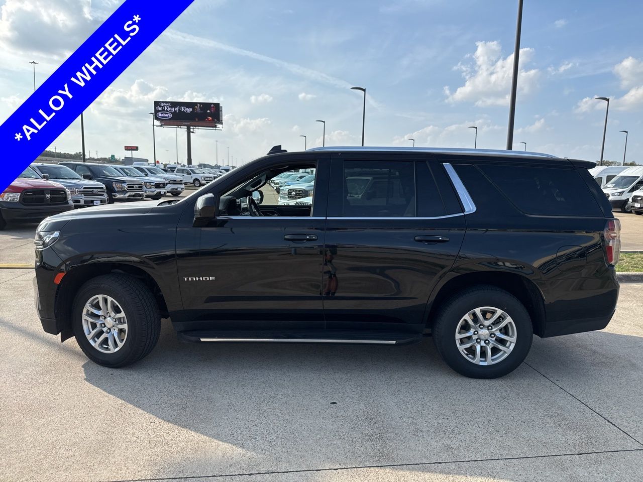 2023 Chevrolet Tahoe LT photo 3