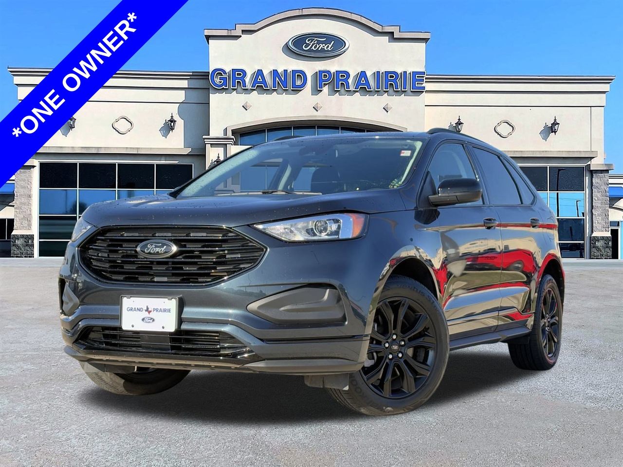 2023 Ford Edge SE's photo