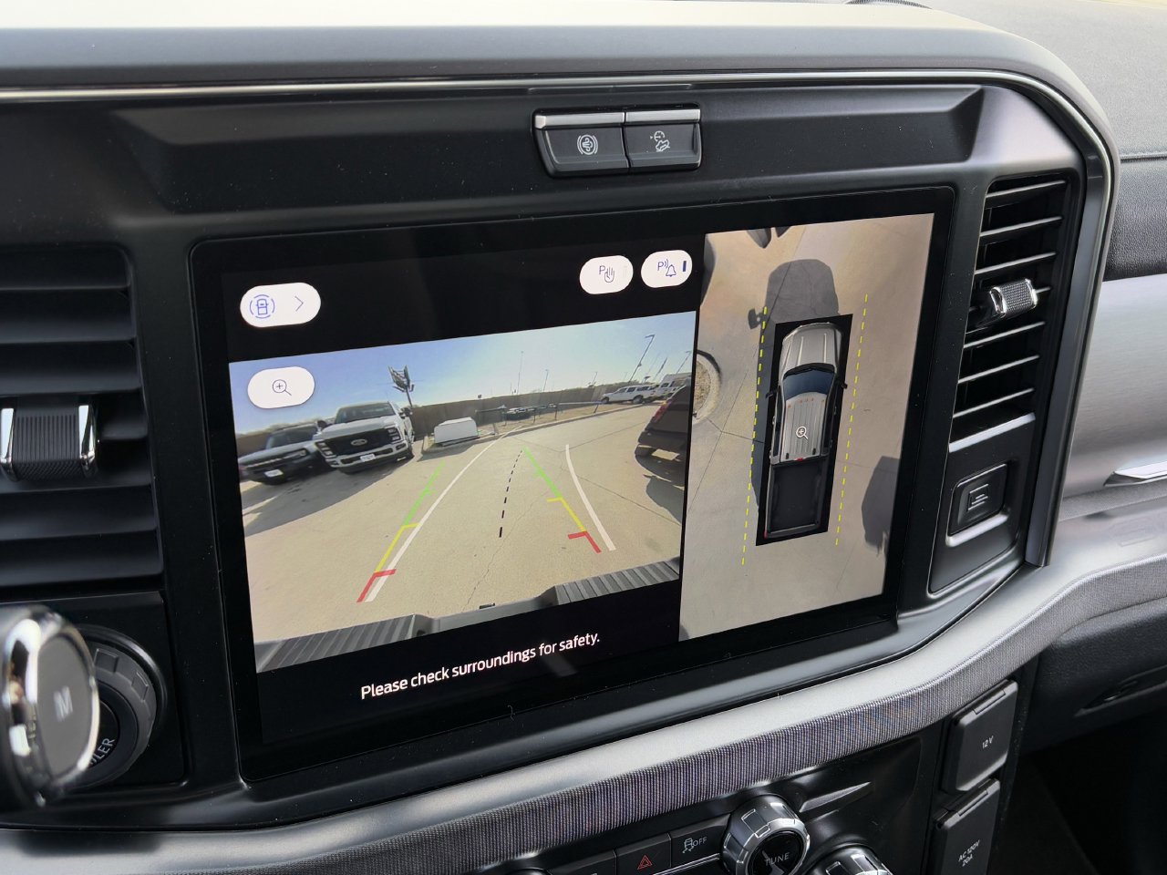2026 Ford F-250 Super Duty Platinum - Photo 18