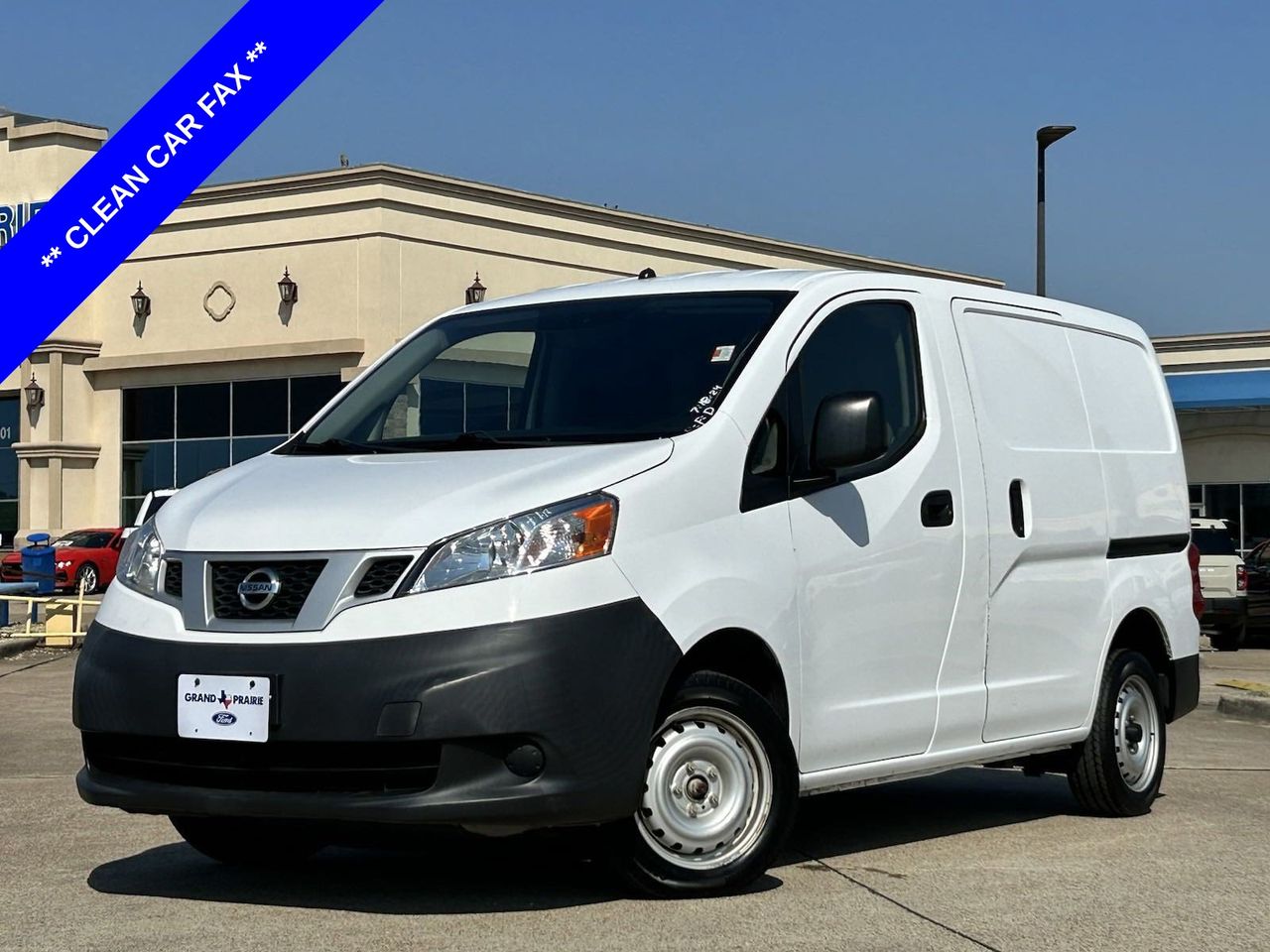 Used 2018 Nissan NV200 SV with VIN 3N6CM0KN4JK704218 for sale in Grand Prairie, TX