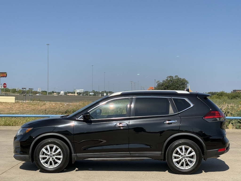 Used 2017 Nissan