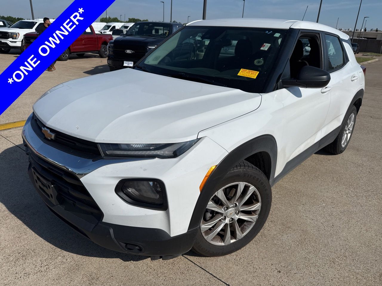 2023 Chevrolet Trailblazer LS's photo