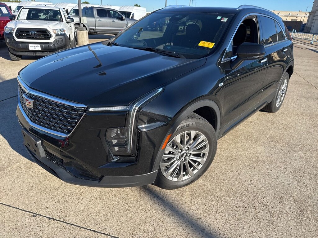 Used 2024 CADILLAC XT4 Premium Luxury SUV