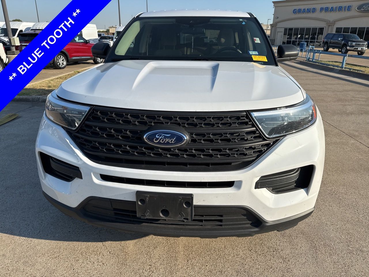 2022 Ford Explorer Base photo 2