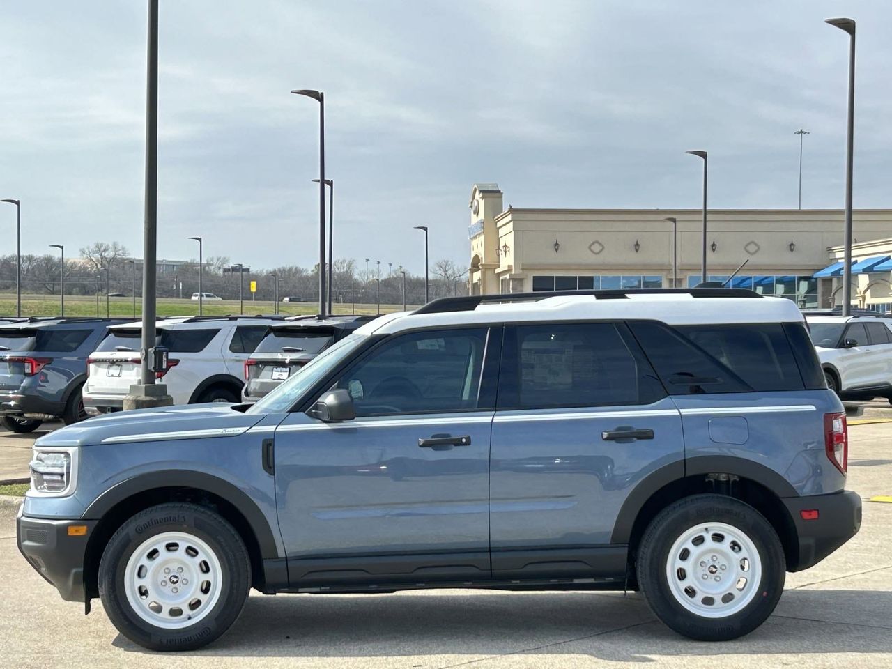 2025 Ford Bronco Sport Heritage photo 3