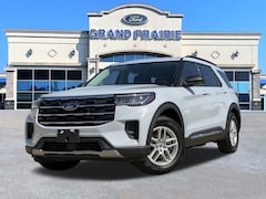 2025 Ford Explorer Active SUV
