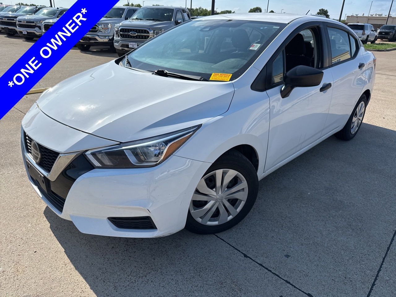 2022 Nissan Versa 1.6 S CVT's photo