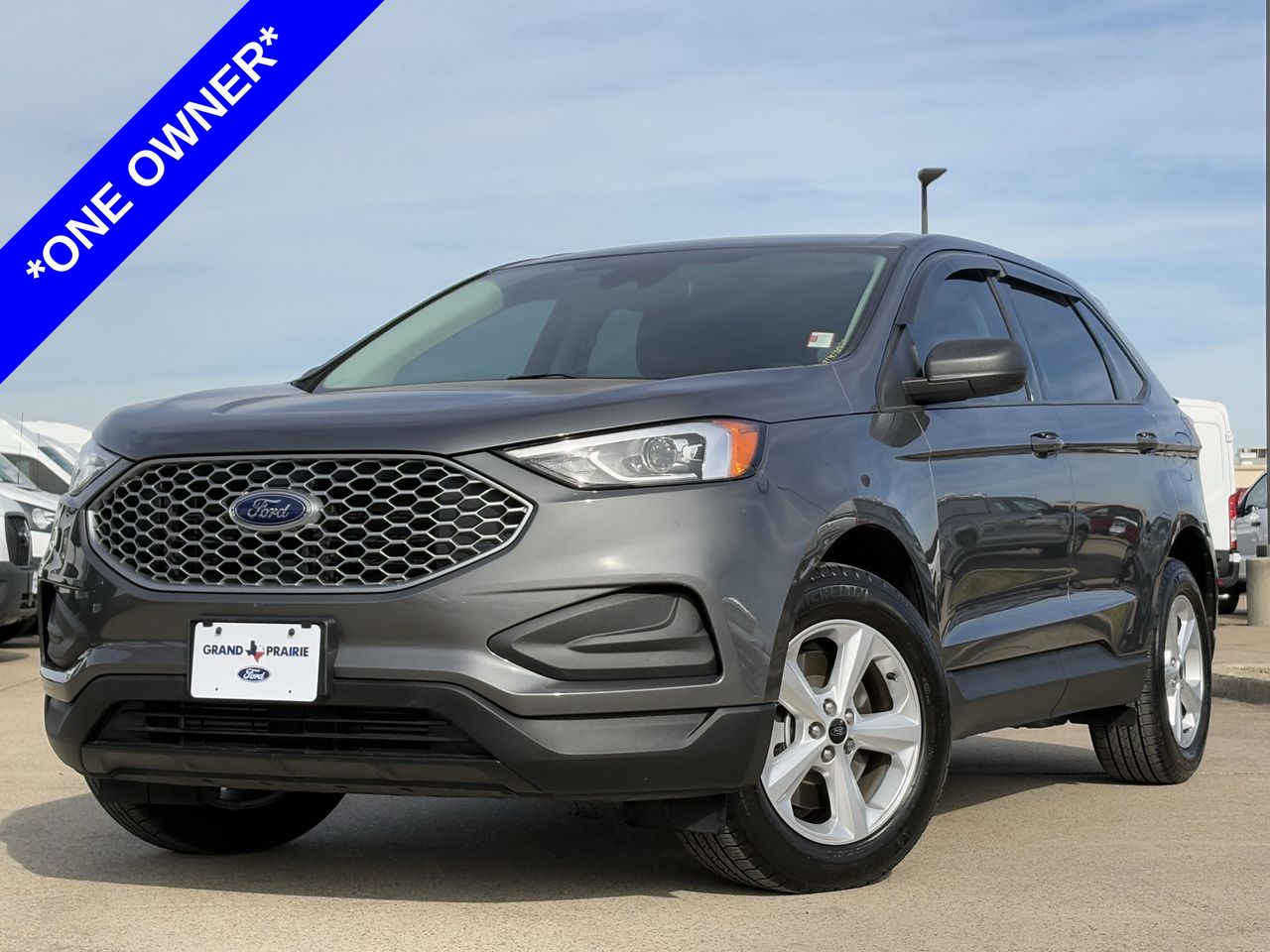 2024 Ford Edge SE's photo