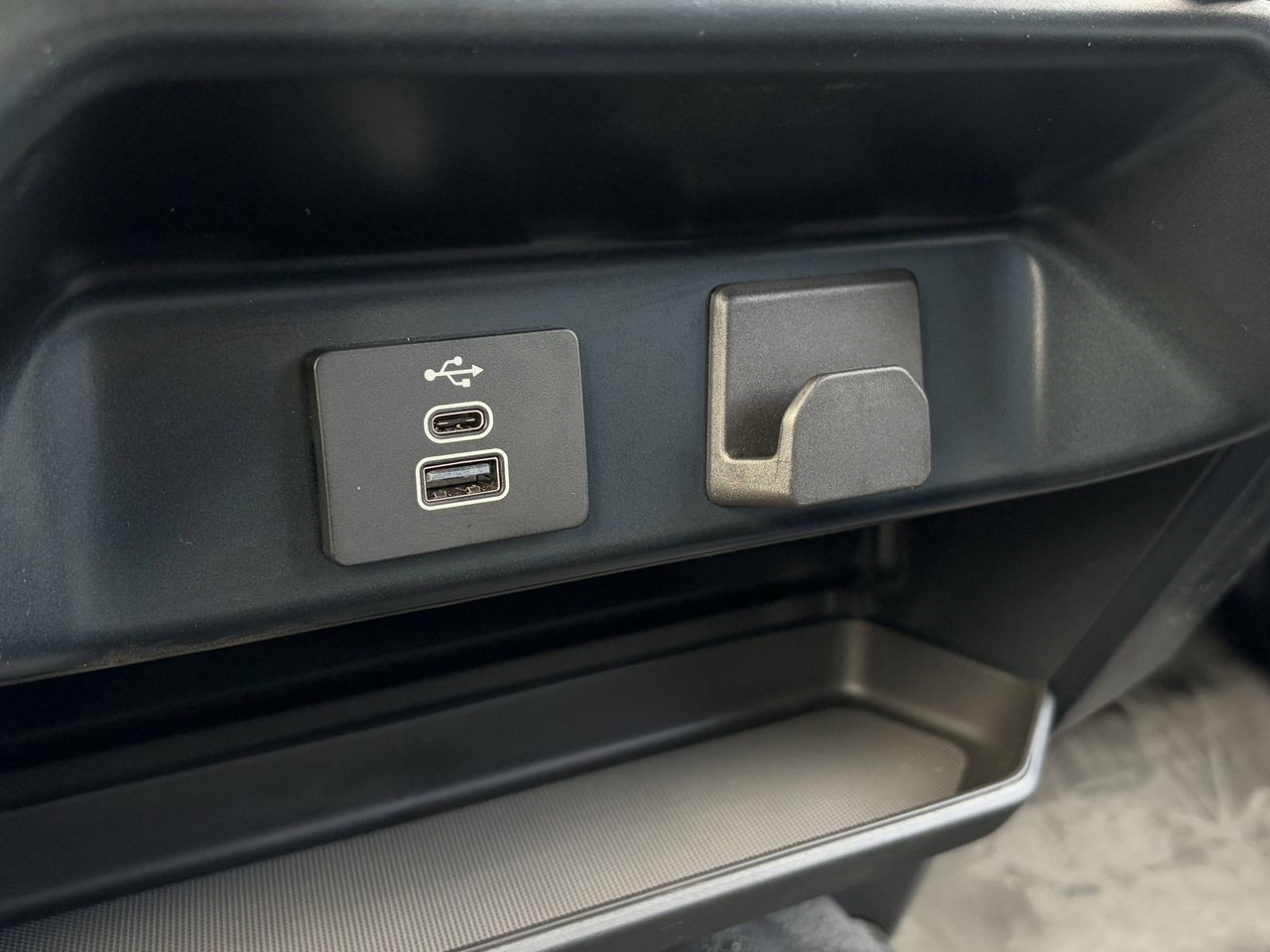 2025 Ford F-150 XL - Photo 21