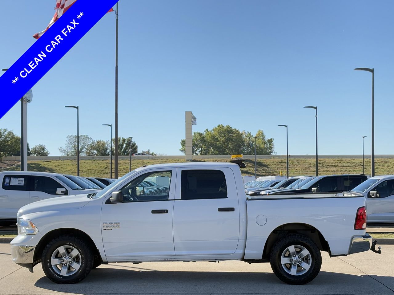 2022 Ram 1500 Classic Tradesman photo 2