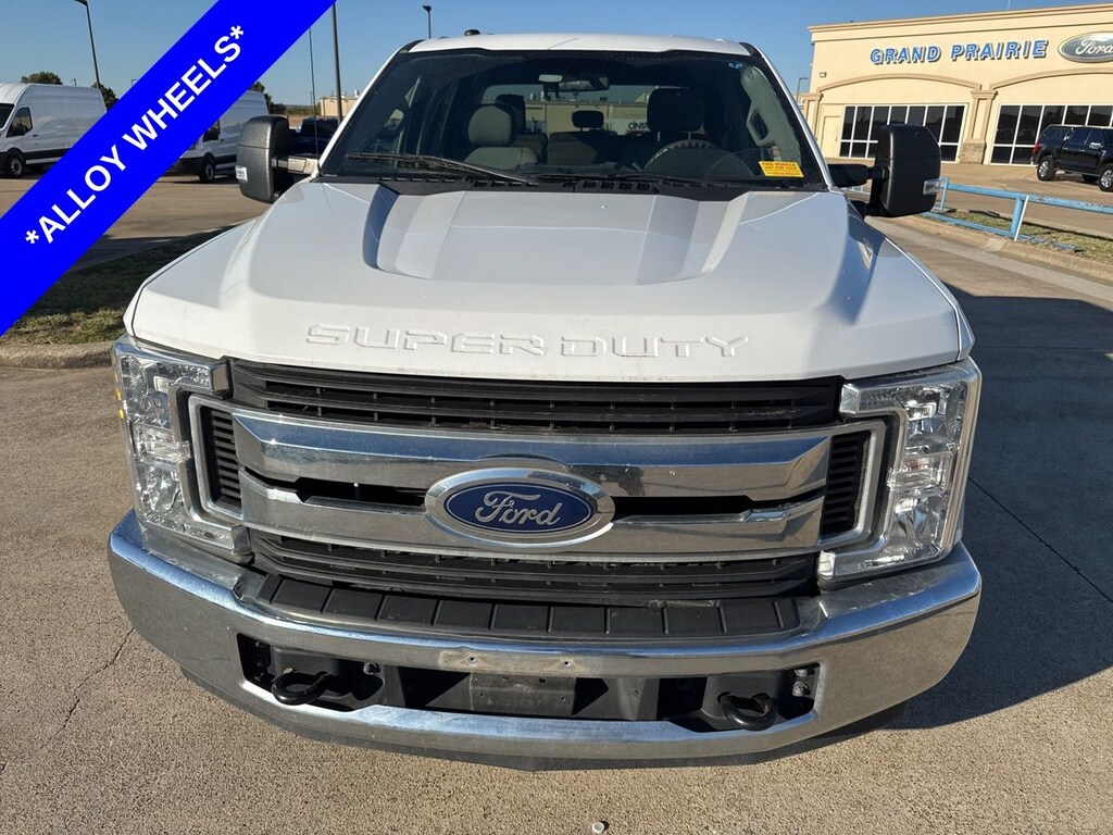 Used 2019 Ford F-250 XLT Truck Crew Cab
