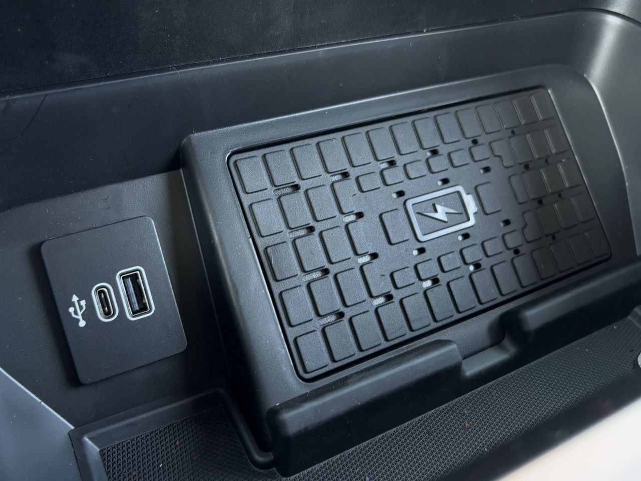 2025 Ford F-150 XLT - Photo 22