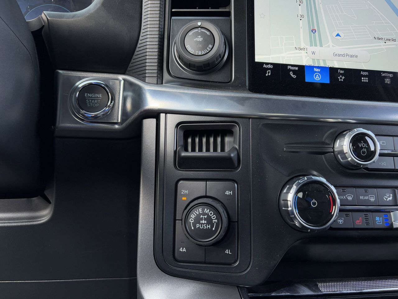 2025 Ford F-150 Lariat - Photo 21