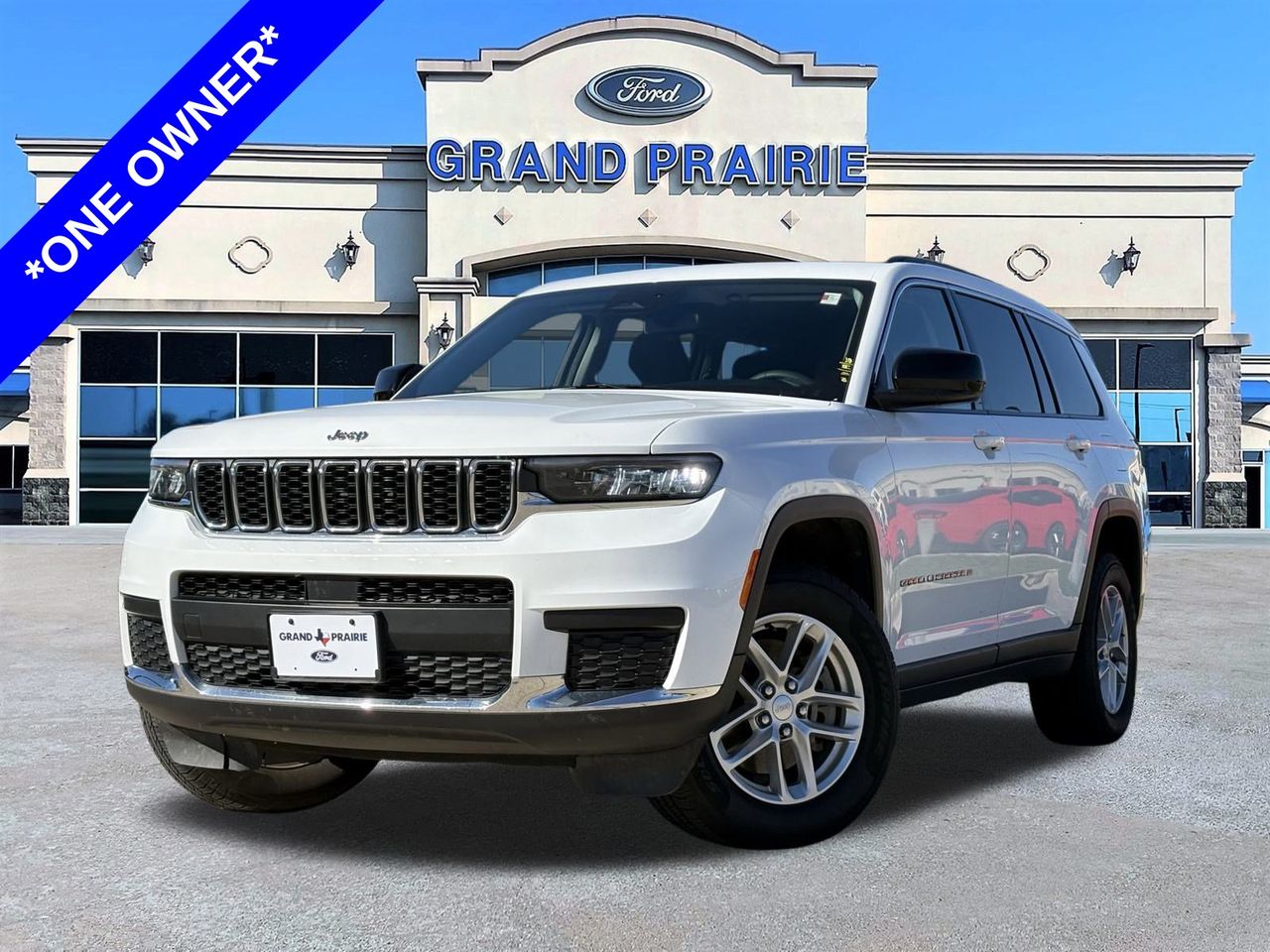 2023 Jeep Grand Cherokee L Laredo's photo