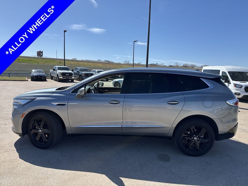 Used 2023 Buick Enclave Essence SUV