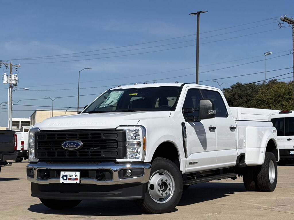 New 2026 Ford F-350 XL Truck Crew Cab