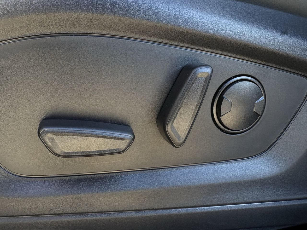 2026 Ford Explorer Active - Photo 24