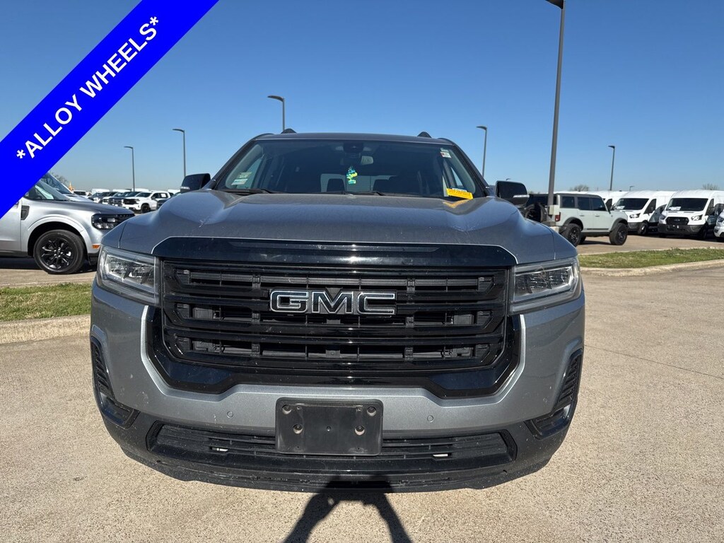 Used 2023 GMC Acadia SLE SUV