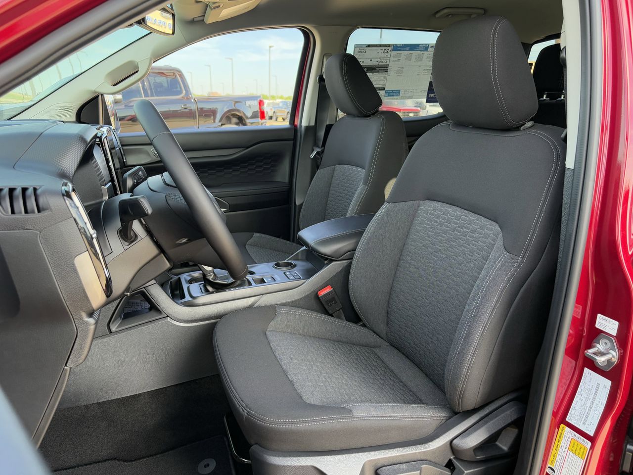 2025 Ford Ranger XLT - Photo 25