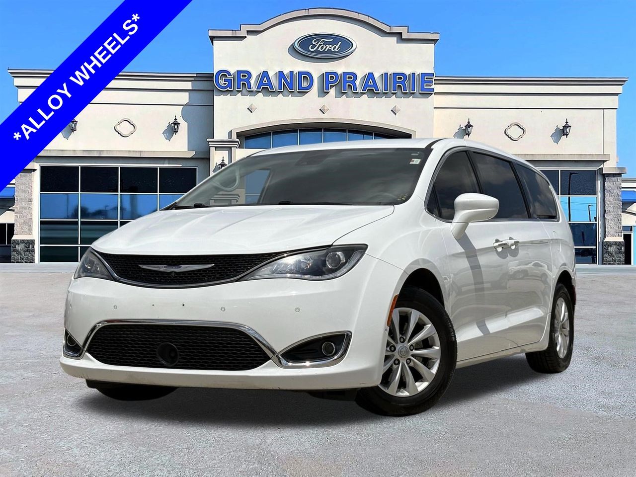 2020 Chrysler Pacifica Touring