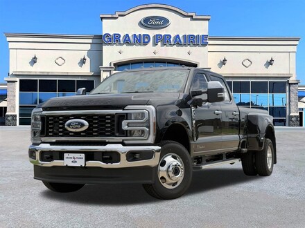 2026 Ford F-350 Lariat Truck Crew Cab