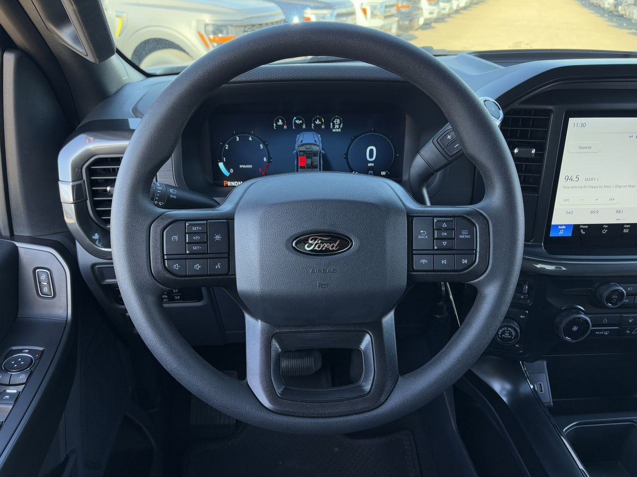 2025 Ford F-150 STX - Photo 13