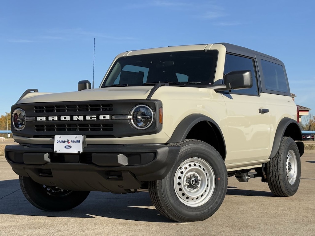 New 2025 Ford Bronco Base SUV