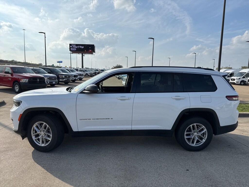 Used 2023 Jeep Grand Cherokee L Laredo SUV