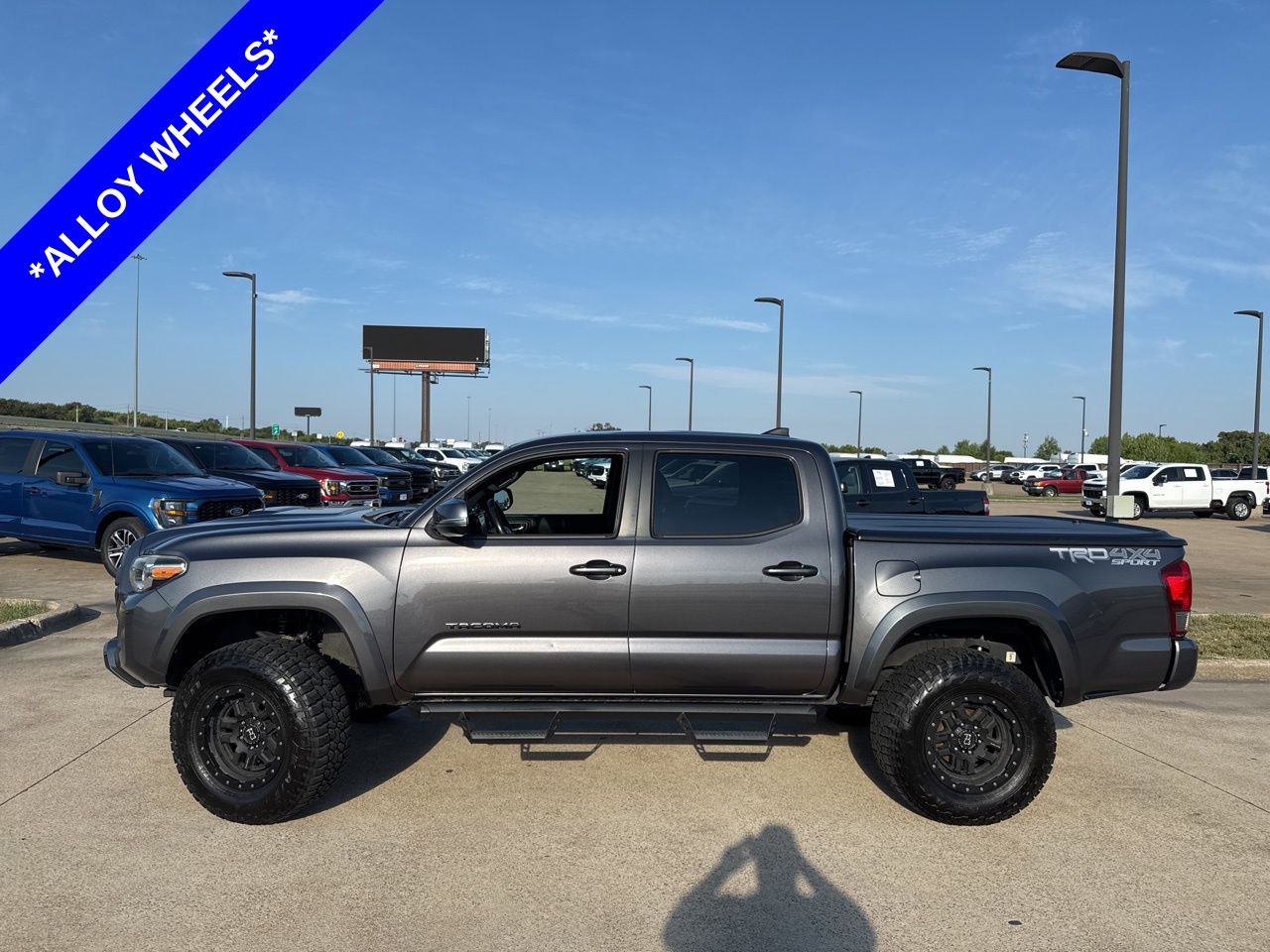 2017 Toyota Tacoma SR5 Sport TRD Pro photo 3