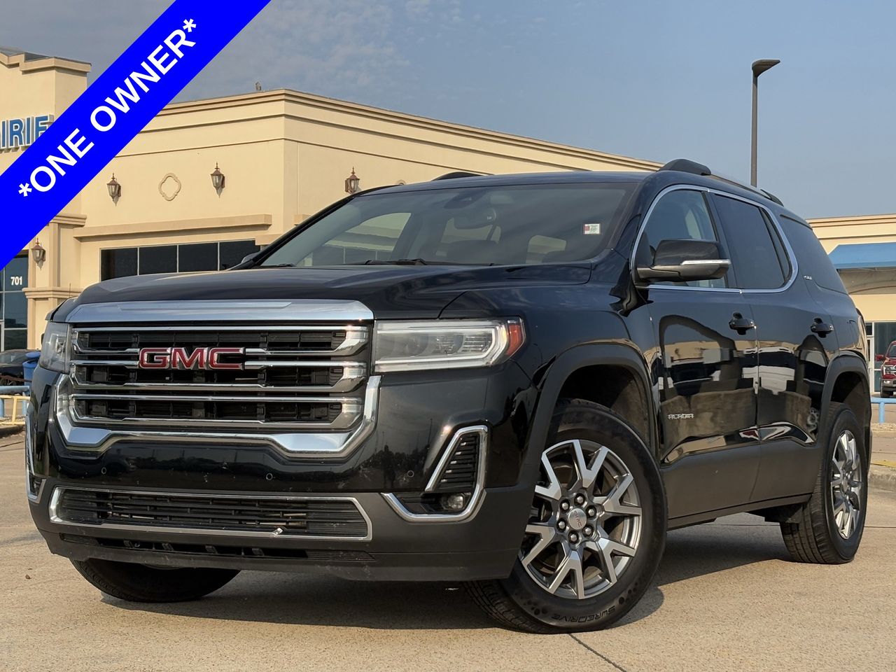 2023 Gmc Acadia SLT photo 2