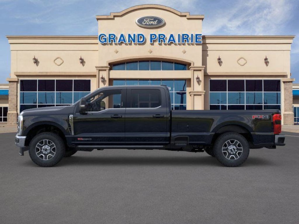 New 2026 Ford F-350 Lariat Truck Crew Cab