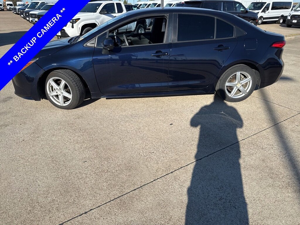 Used 2021 Toyota Corolla LE Sedan