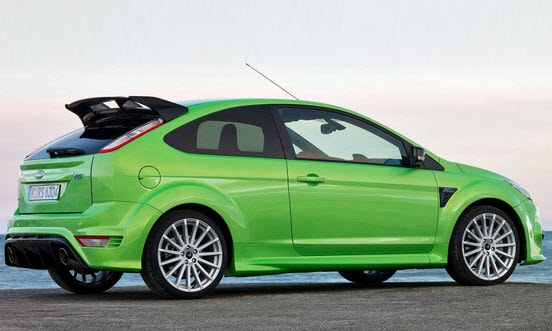 Ford reveals Focus RS hatchback – and it's coming to U.S.