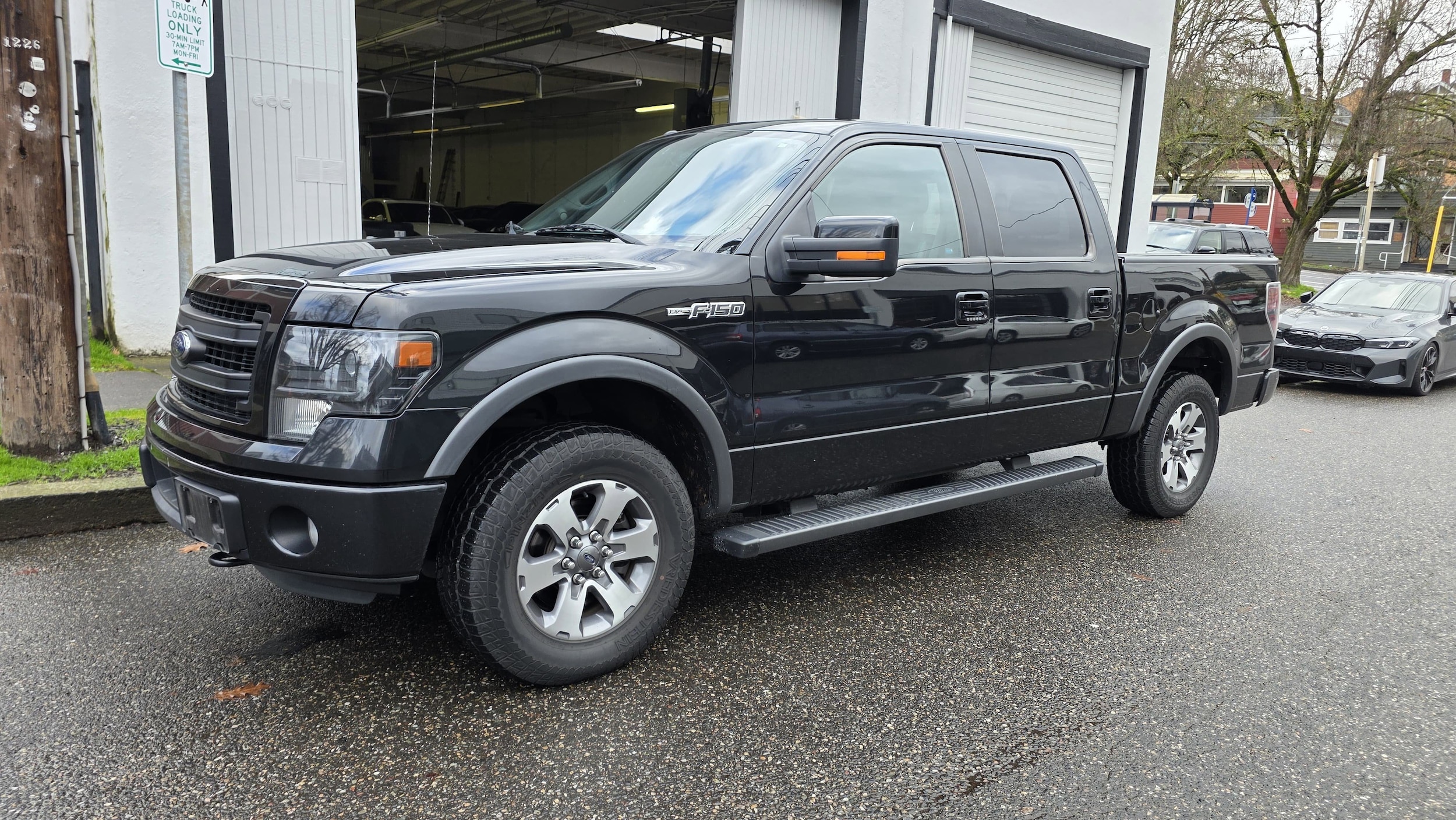 2014 Ford F-150 FX4's photo