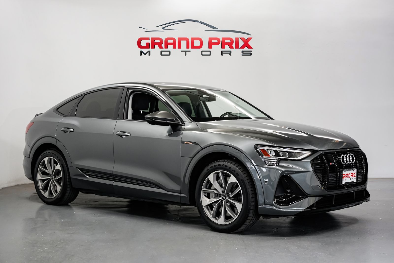 2021 Audi e-tron Sportback 95 kWh Premium Plus quattro's photo