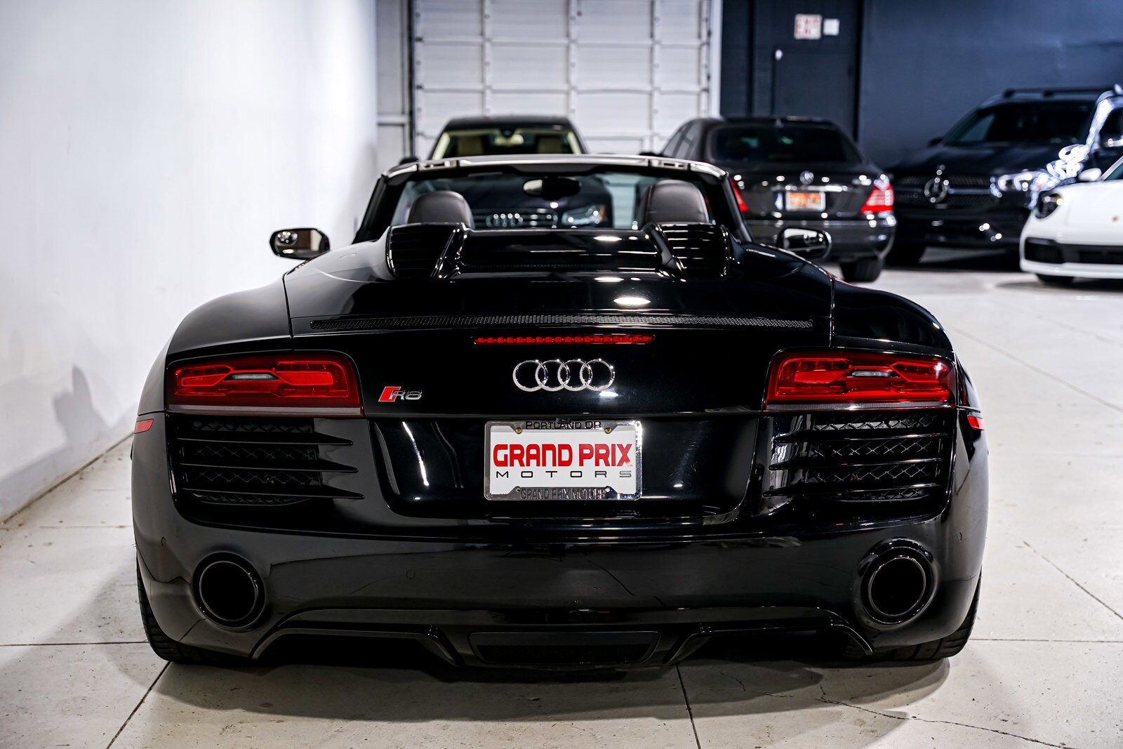2014 Audi R8 4.2 Quattro Spyder photo 4
