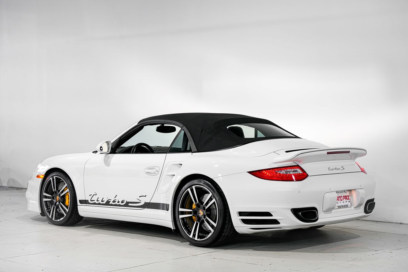 2011 Porsche 911 Turbo S - Photo 8