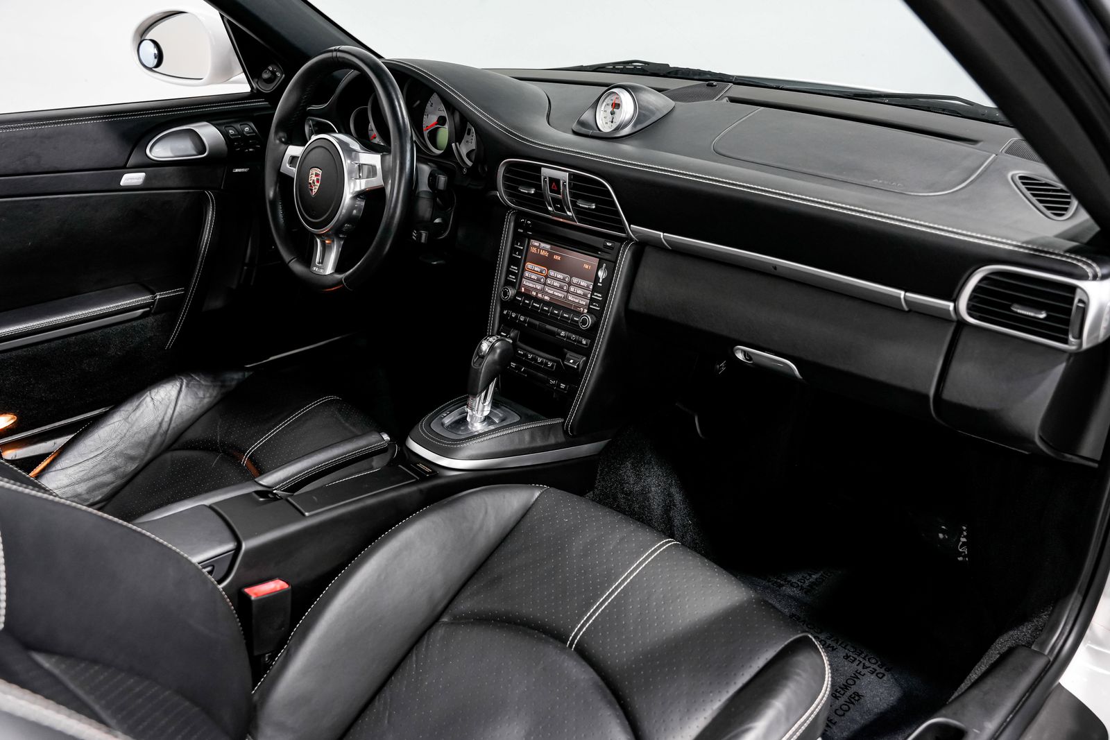 2011 Porsche 911 Turbo S - Photo 31