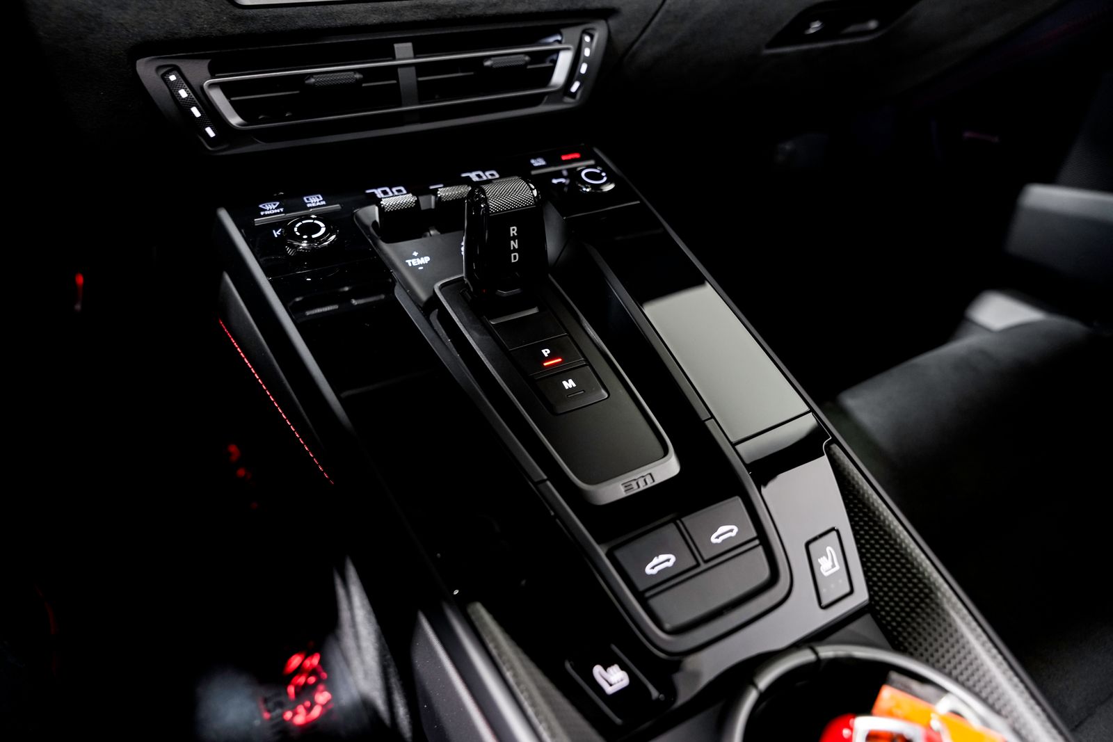 2024 Porsche 911 GTS - Photo 18