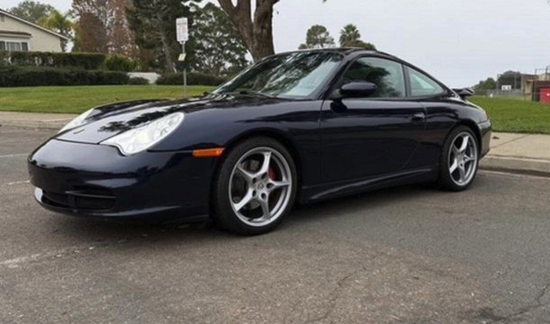 2003 Porsche 911 Carrera's photo